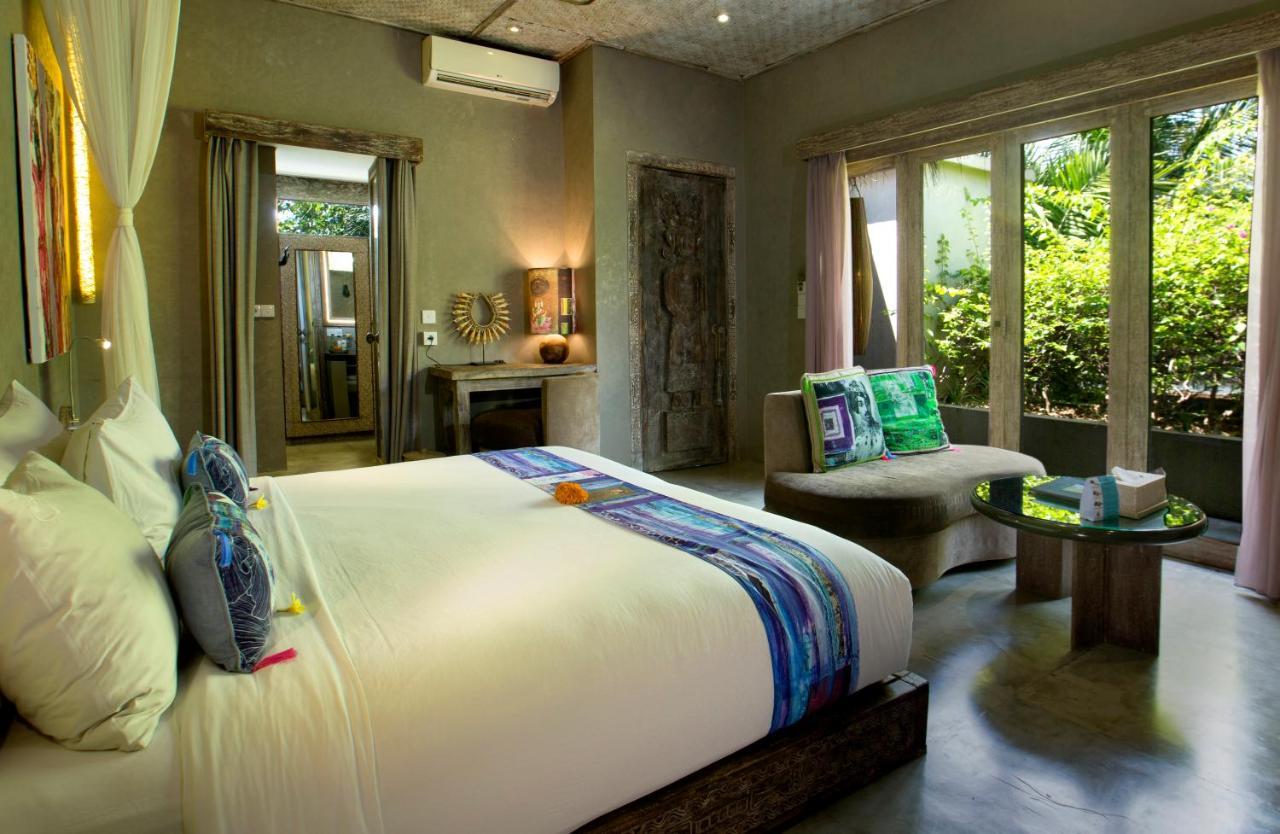 Blue Karma Dijiwa Seminyak Hotel Exterior photo