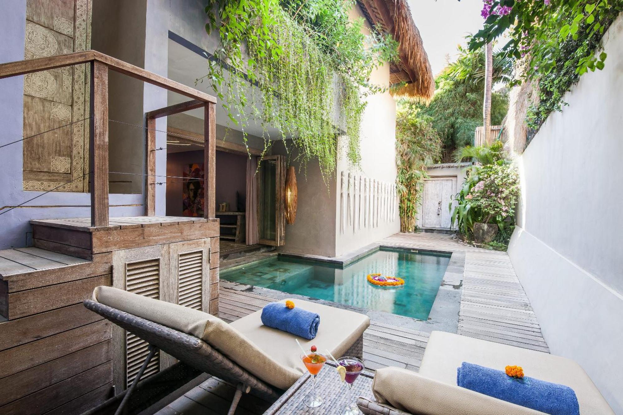 Blue Karma Dijiwa Seminyak Hotel Exterior photo